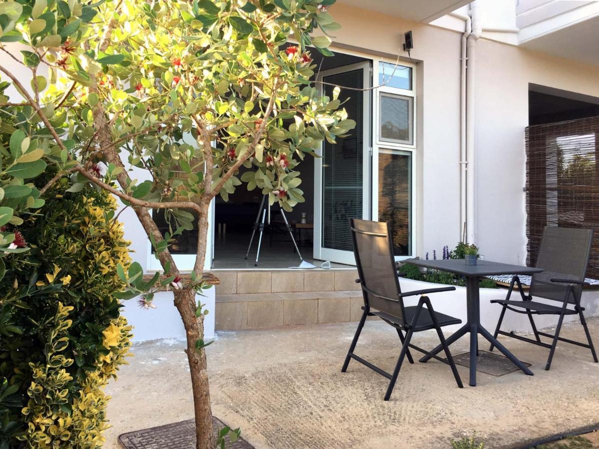 Livingfy Apt With Mountain View & Garden Vamos Bagian luar foto
